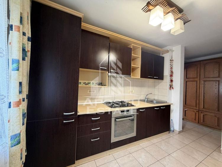Apartament cu 2 camere decomandat, mobilat în Girocului
