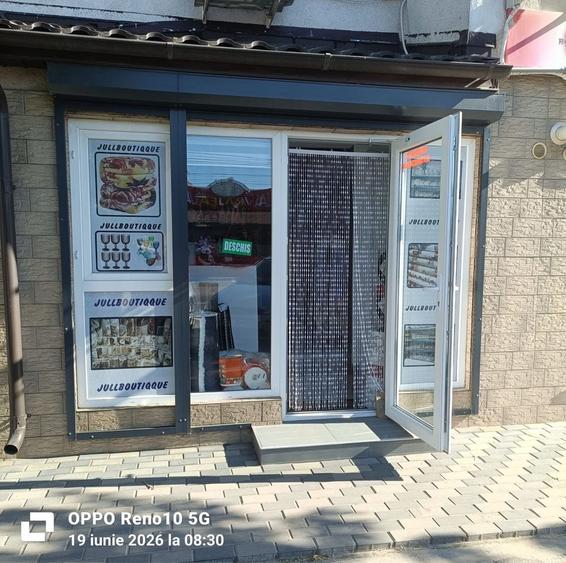 Spațiu comercial, în Central