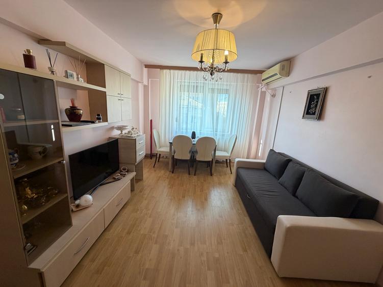 Apartament cu 2 camere semidecomandat, mobilat în Peninsula