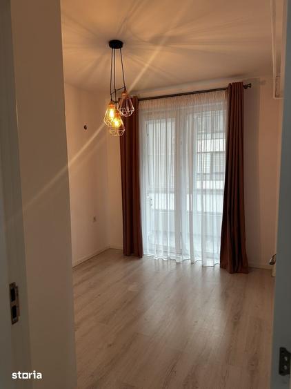 Apartament cu 3 camere decomandat, mobilat în Păcurari