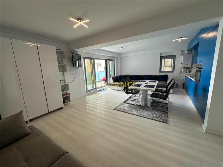 Apartament cu vedere la mare de vanzare in Wave 2 Mamaia - plaja Azimuth - 6