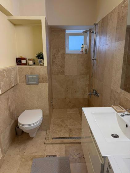 Apartament cu 3 camere decomandat în Unirii