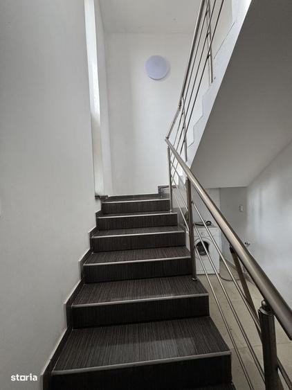 Casă cu 4 camere cu Teren 4044 Mp în Drăgoești