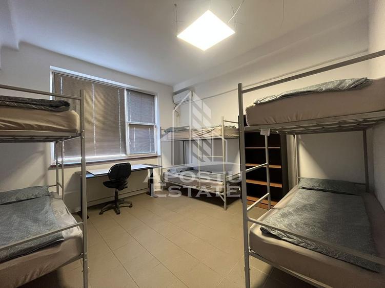 Casă cu 5 camere cu Canalizare în Aradul Nou