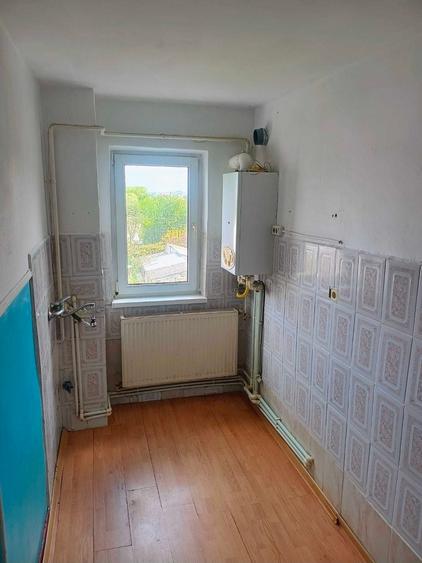 Apartament cu 2 camere semidecomandat în Calea Galați