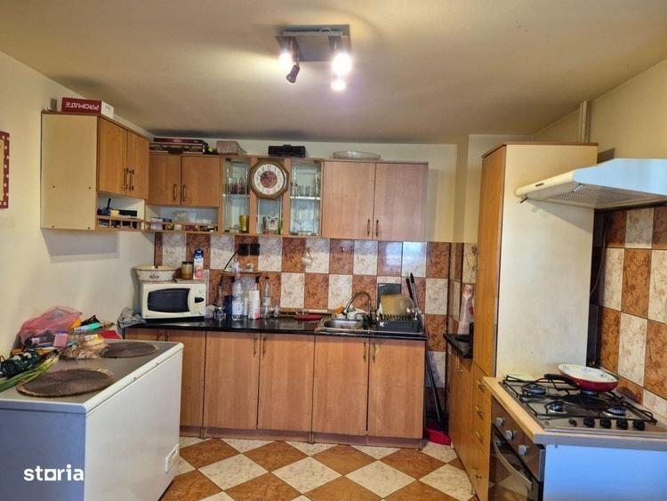 Casă cu 4 camere cu Teren 499 Mp în Mărăști