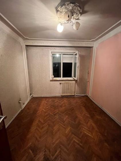 Apartament cu 3 camere decomandat în Tătărași
