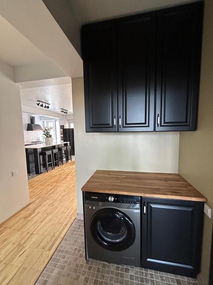 Apartament cu 3 camere semidecomandat în Dosu Bricii