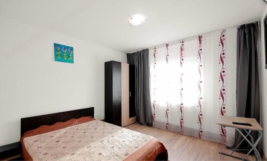 Apartament cu 2 camere decomandat în Sârbi