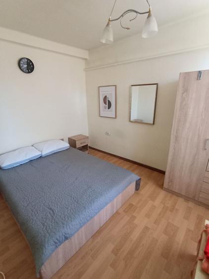 Proprietar, ofer spre inchiriere apartament cu 2 camere, pe Bd. Victor Babes - 4