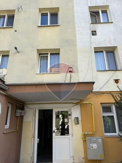 Garsonieră decomandată, mobilată în Ultracentral