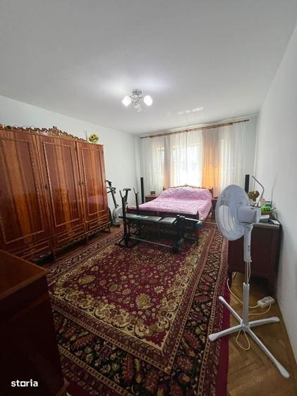 Apartament cu 3 camere în Est