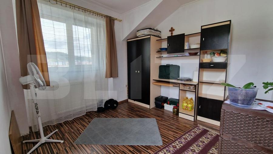 Apartament cu 4 camere, 66mp, 2 balcoane spatioase, panorama, zona Florilor - 1