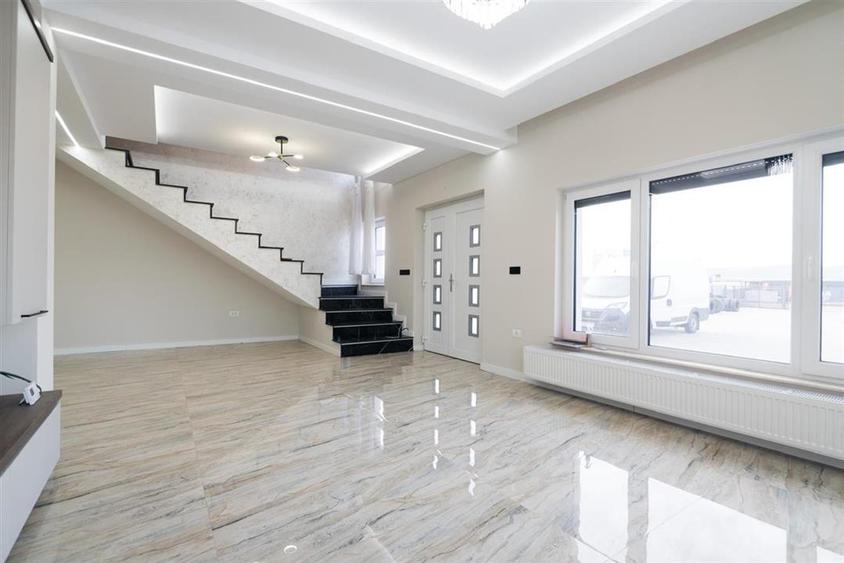 Casă individuală cu 3 camere cu Teren 1300 Mp în Oșorhei