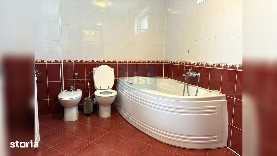 Apartament cu 3 camere, mobilat în Bună Ziua