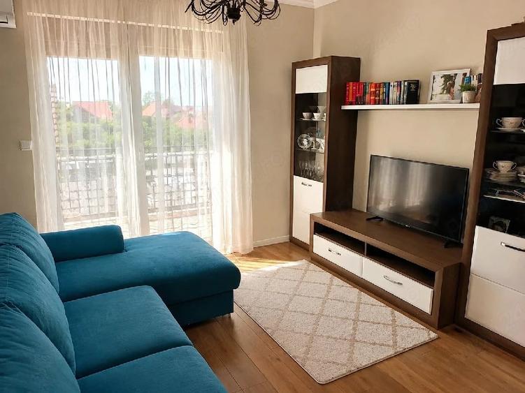 Apartament cu 3 camere decomandat în Giroc