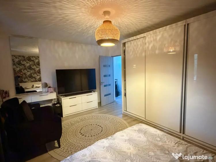 Casă cu 4 camere cu Teren 290 Mp în Lăpuș
