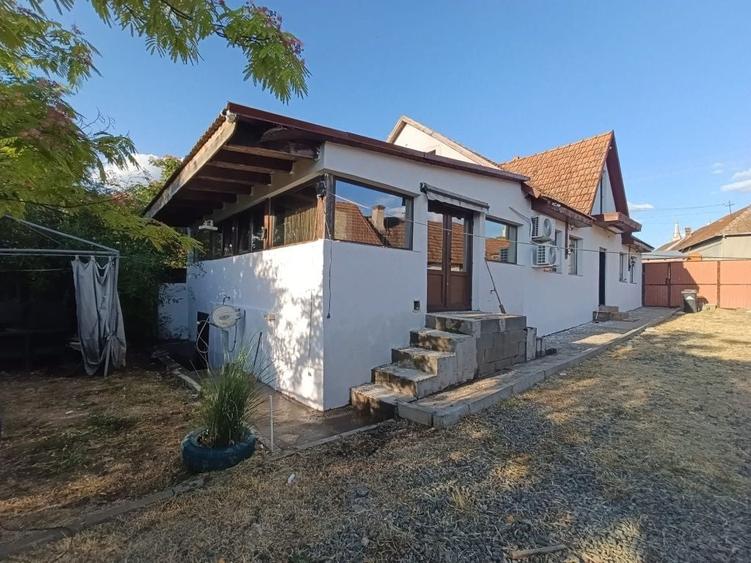 Casa mobilata si utilata in Vinga, teren 1300mp - 6