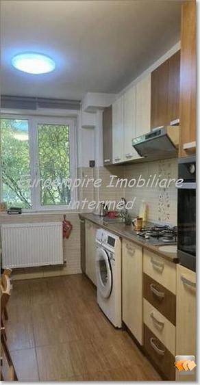 Apartament 4 camere de vanzare zona Tomis Nord - 3