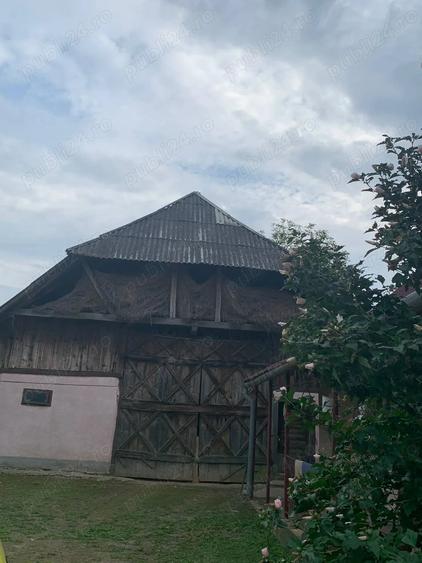 Casă cu 2 camere cu Teren 17000 Mp în Aciua