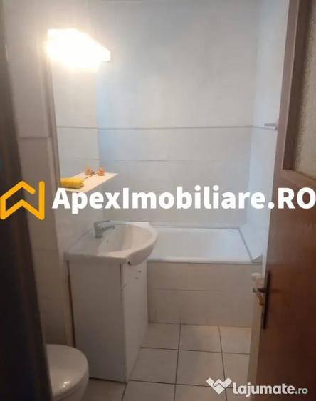 Apartament cu 2 camere decomandat în Calea Victoriei