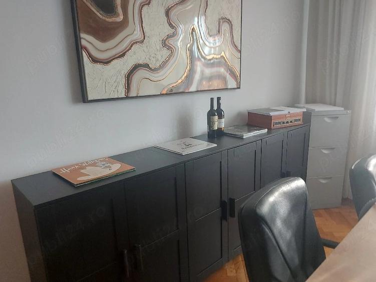 Apartament cu 4 camere decomandat în Central