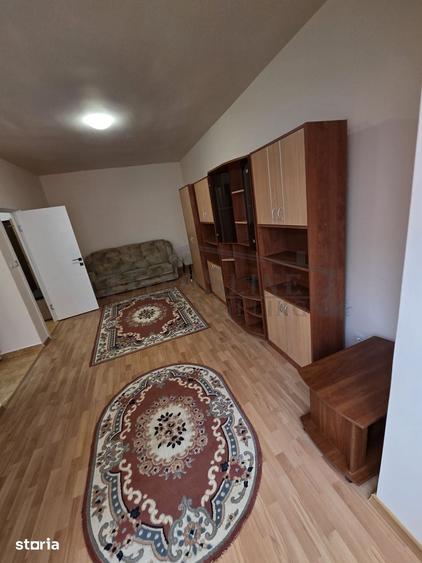 Apartament cu 2 camere decomandat în Dâmbul Rotund