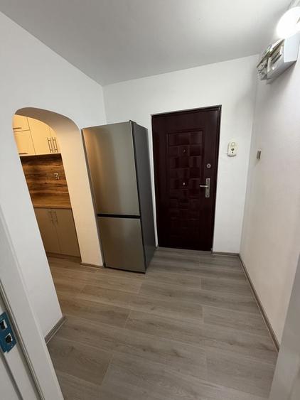 Inchiriez apartament 2 camere Calea Bucuresti - 7