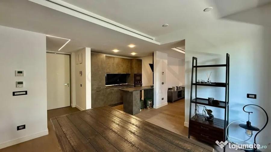 Apartament cu 2 camere semidecomandat în Victoriei
