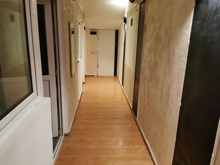 Casă cu 2 camere cu Teren 80 Mp în Mihai Bravu