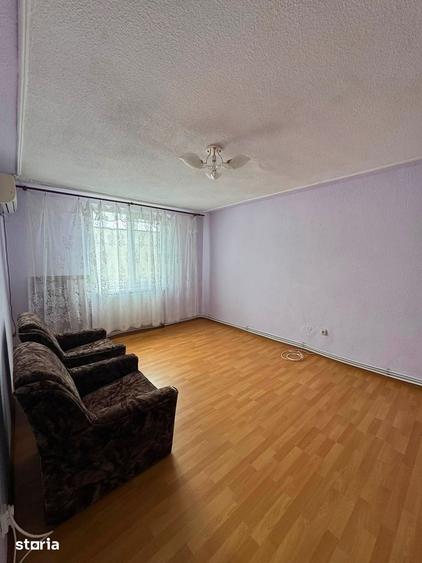 De vanzare apartament cu 3 camere, 2 bai si balcon, spatios 56900euro - 10