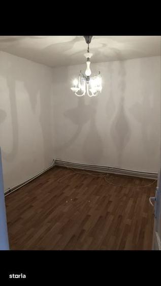 Casă cu 3 camere cu Teren 110 Mp în Rahova