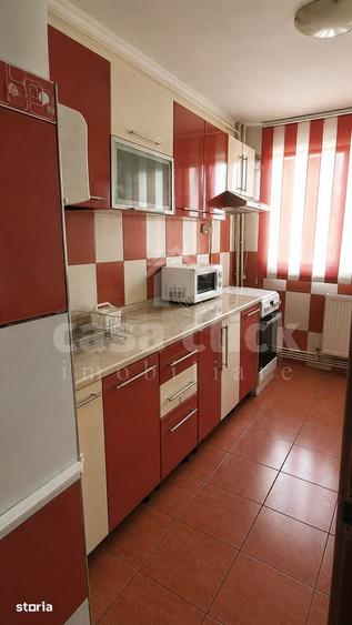 Apartament cu 2 camere decomandat, mobilat în Micro 20