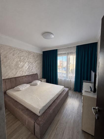 Apartament cu 2 camere decomandat în Palazu Mare