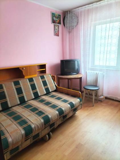 Apartament 3 camere, centrala termica, tamplarie PVC, etaj 3, Alexandru Zimbru - 1