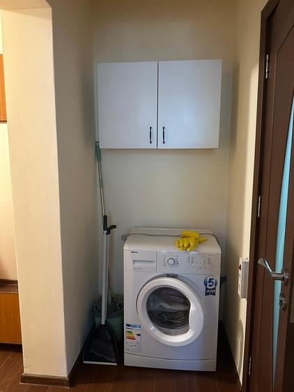 Apartament cu 4 camere decomandat în Titan