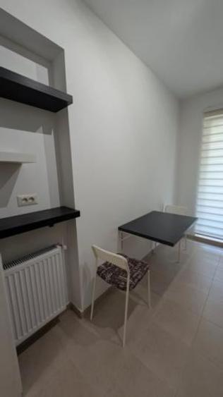 Apartament cu 2 camere decomandat, mobilat în Berceni