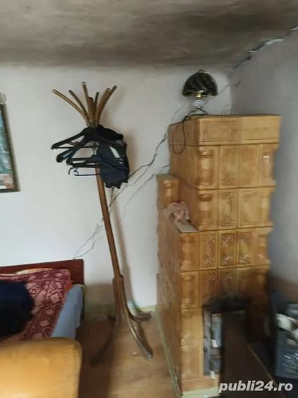 Casă cu 5 camere cu Teren 1300 Mp în Crivina