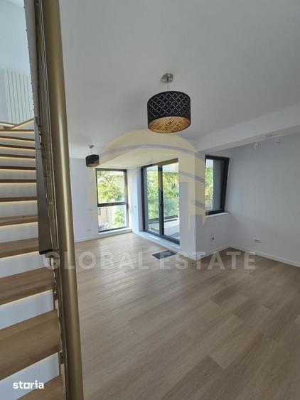 Casă cu 8 camere cu Teren 280 Mp în Parcul Carol