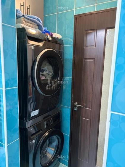 Apartament cu 3 camere semidecomandat în Alexandru Obregia