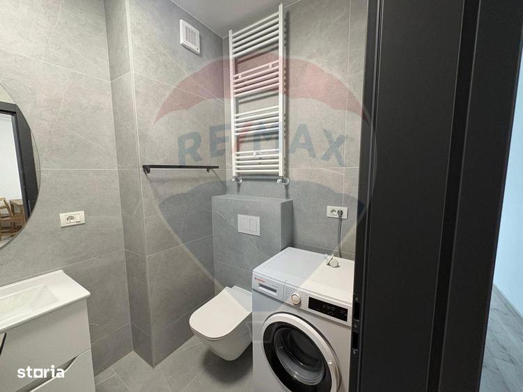 Apartament cu 2 camere, mobilat în Central