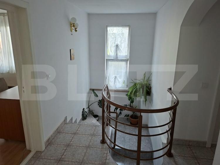 Apartament cu 2 camere decomandat, mobilat în Mărăști