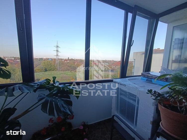 Apartament 4 camere, decomandat, 3 dormitoare, 2 bai, zona Fratelia.