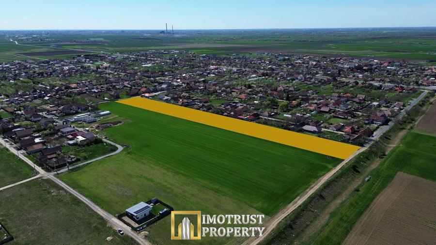 Teren Construcții intravilan de 14634 mp, în Zimandcuz