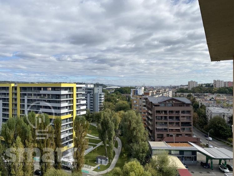 Apartament cu 2 camere semidecomandat, mobilat în Plopilor