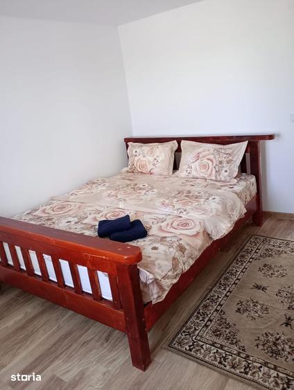 Casă cu 7 camere cu Teren 800 Mp în Beliș