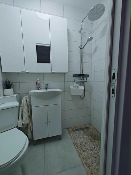 Dau in chirie garsoniera renovata str. Poienitei 27 - 2