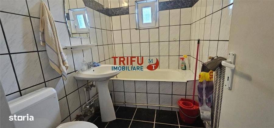 Apartament cu 2 camere decomandat în Tolstoi