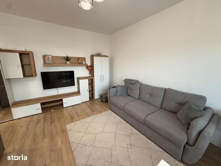 Apartament cu 2 camere decomandat în Regie