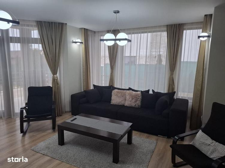 Casă cu 4 camere cu Teren 661 Mp în Șura Mică